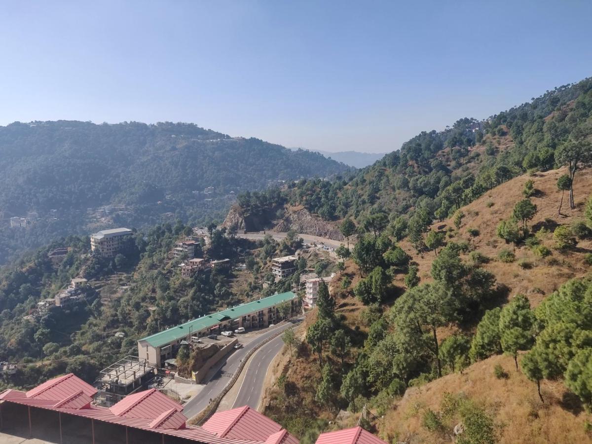 2Bhk Furnished Apartment/Near Kasauli/Barog/Luv Fun & Adventure Solan Esterno foto