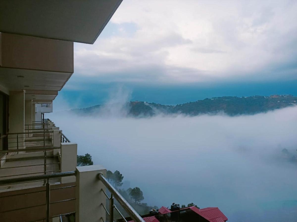2Bhk Furnished Apartment/Near Kasauli/Barog/Luv Fun & Adventure Solan Esterno foto