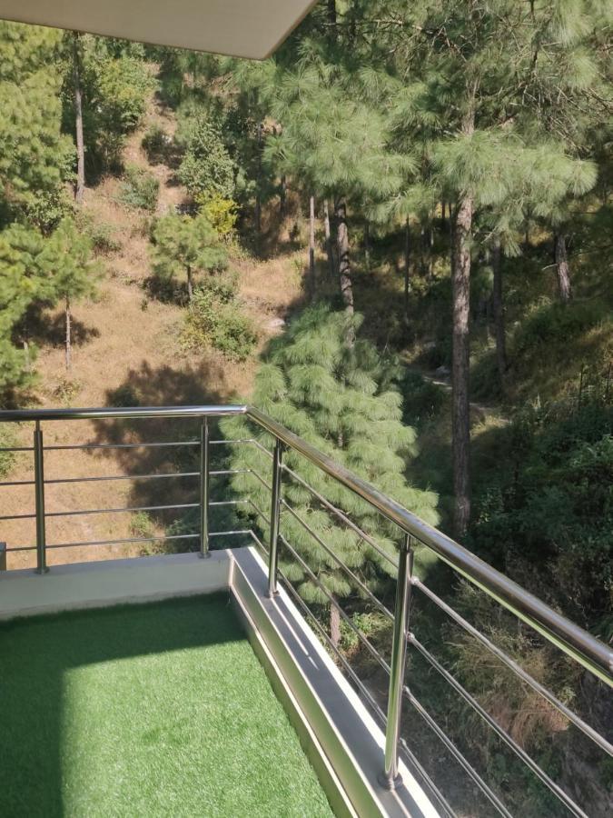 2Bhk Furnished Apartment/Near Kasauli/Barog/Luv Fun & Adventure Solan Esterno foto