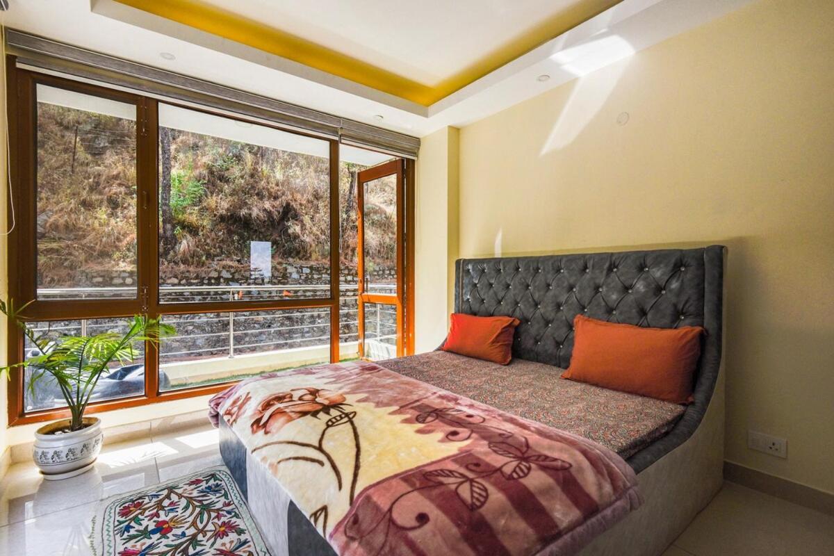 2Bhk Furnished Apartment/Near Kasauli/Barog/Luv Fun & Adventure Solan Esterno foto